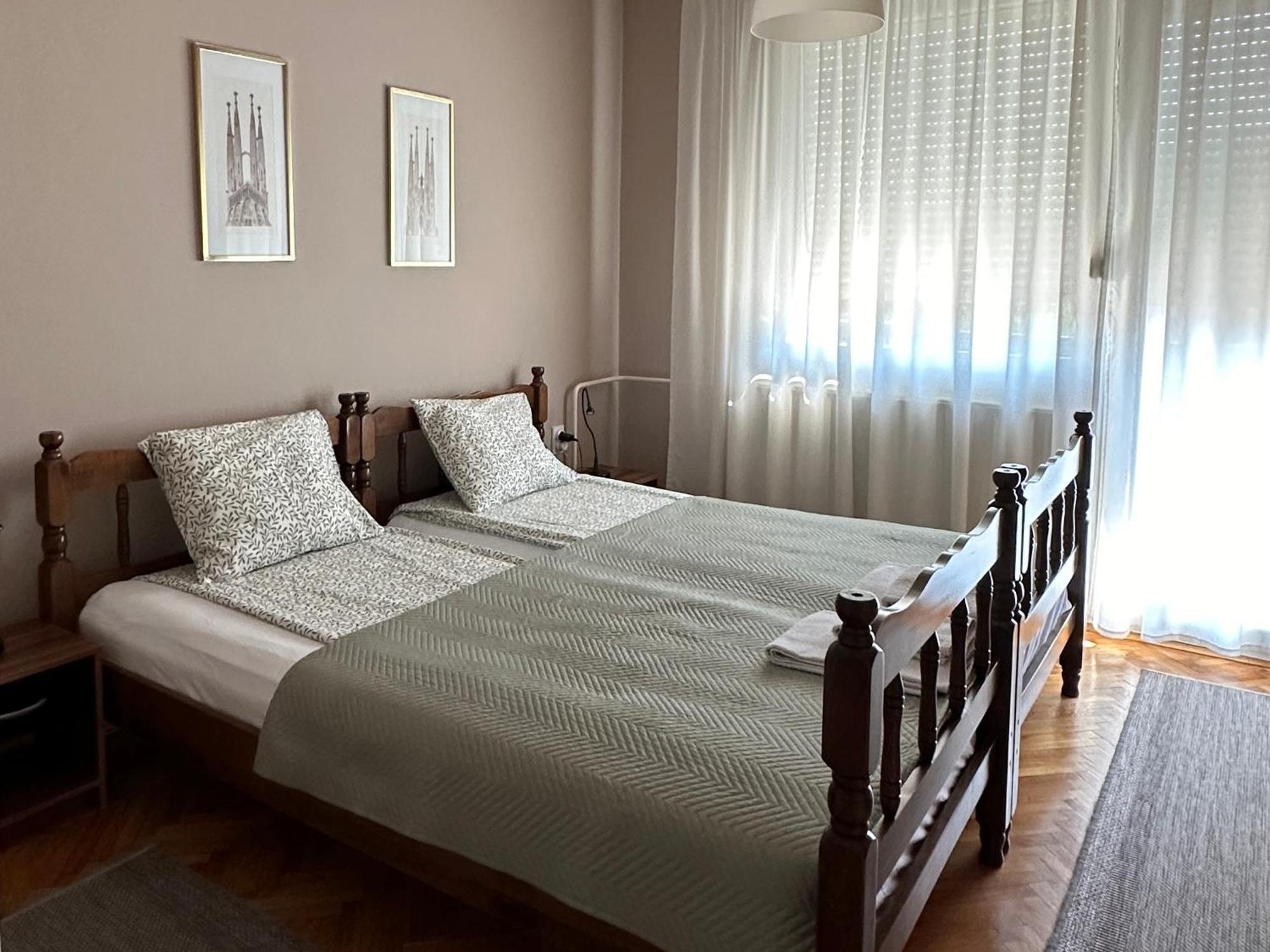 Apartman Rada ปิโรต์ ภายนอก รูปภาพ
