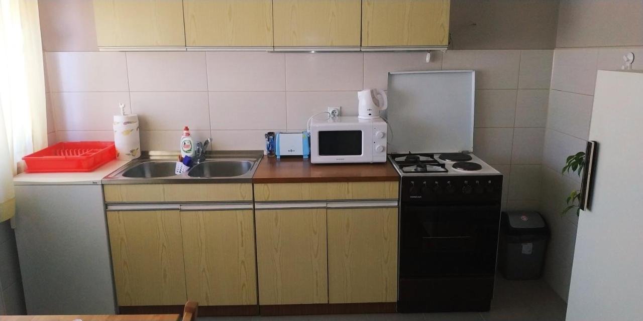 Apartman Rada ปิโรต์ ภายนอก รูปภาพ
